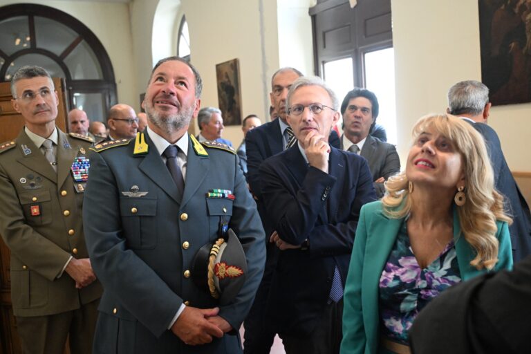 VIDEO/ La Guardia di Finanza celebra San Matteo: “Attenzione sempre alta su truffe bonus edilizi e spaccio stupefacenti”