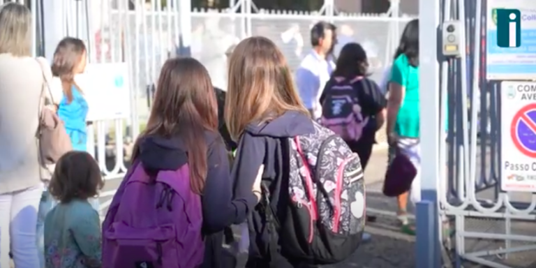 Campania, il 15 settembre si torna a scuola