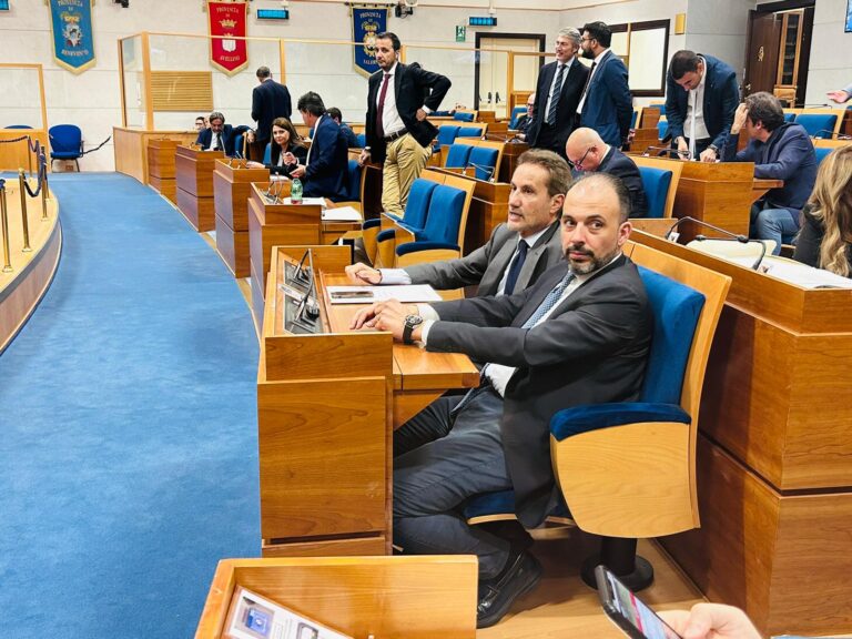 Lunedì in Consiglio Regionale la mozione di sfiducia al Governatore