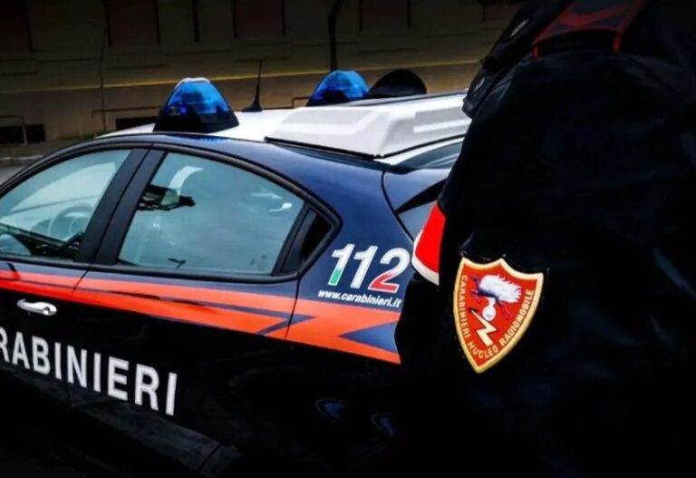 Benevento, furto aggravato nel bar del centro, denunciate due persone