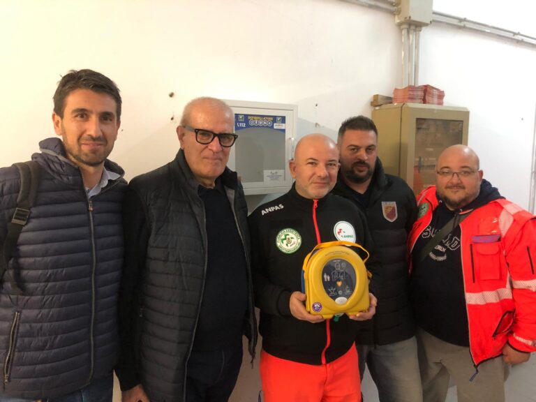 Un defibrillatore allo stadio Romano di Grottaminarda