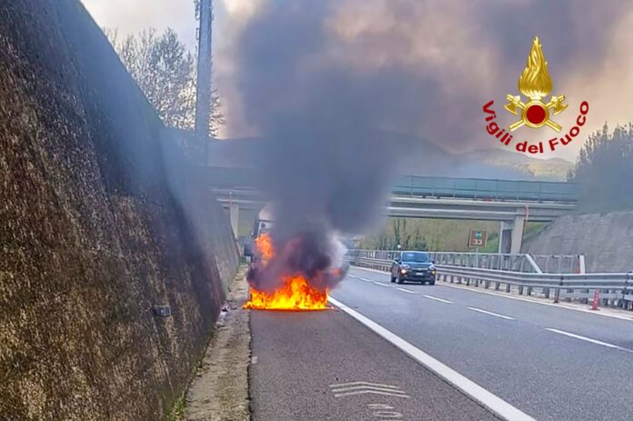 incendio_autocarro_A16
