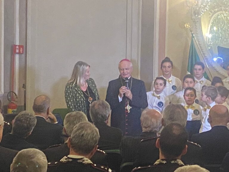 “Natale all’insegna della solidarietà”. Povertà: l’appello di Istituzioni, vescovo e imprenditoria