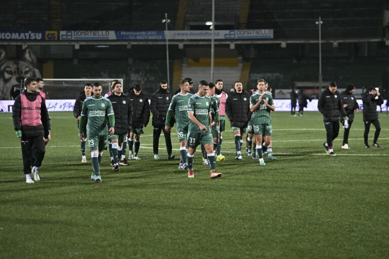 Avellino, è tabù Partenio – Lombardi: passa il Sorrento in 10 con Ravasia