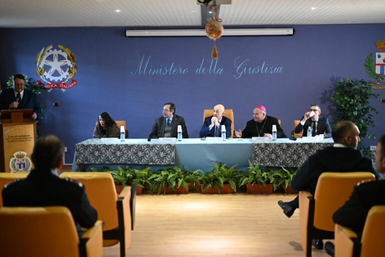 VIDEO e FOTO/Viceministro Sisto a Sant’Angelo: Tribunali minori e carceri i temi