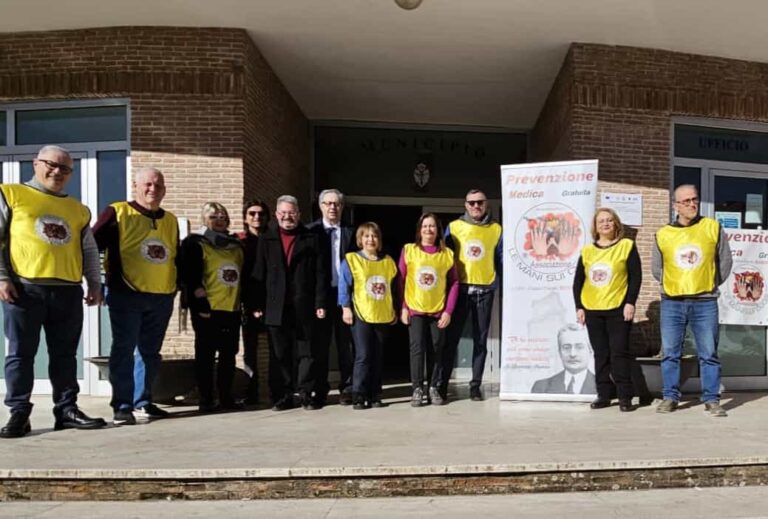 Grottolella, grande successo per la giornata di visite mediche gratuite
