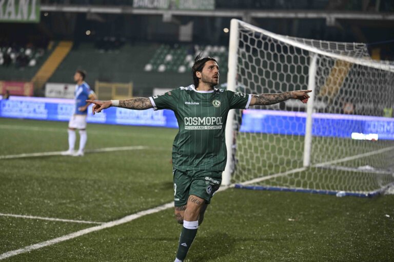 L’Avellino torna alla vittoria, Brindisi battuto 2 a 0 al “Partenio-Lombardi”
