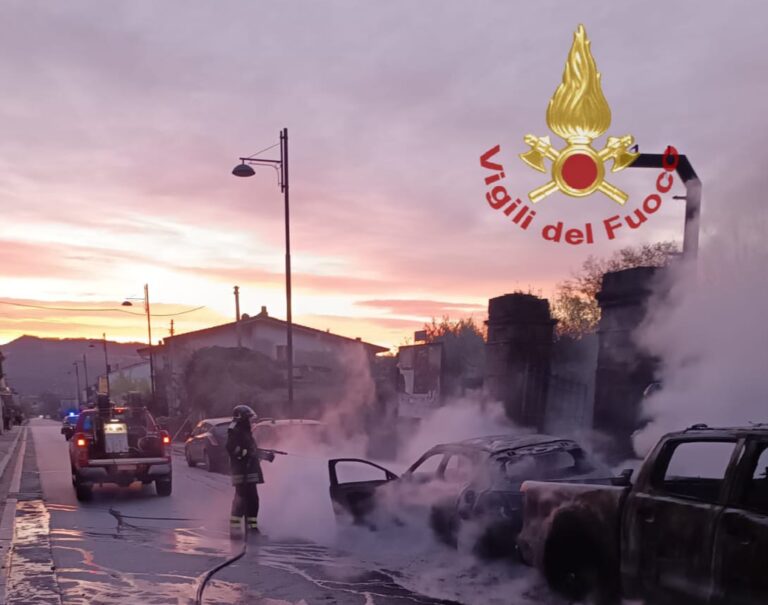 incendio_auto_San_Martino