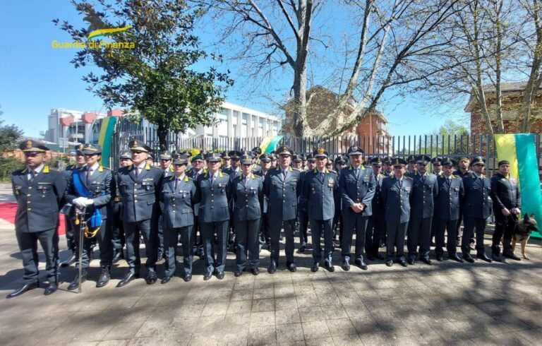 VIDEO-FOTO/ Finanza, il Generale Augelli ad Avellino: “Guardia sempre altissima, legalità porta benessere”