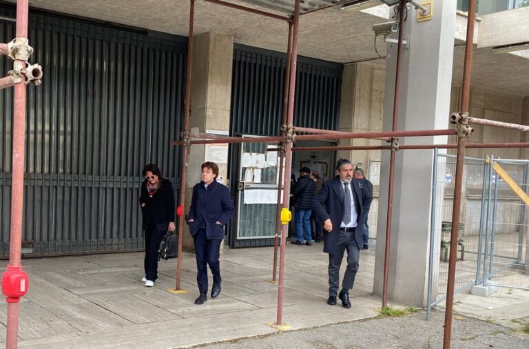 VIDEO/ Inchiesta “Dolce Vita”: Guerriero e Smiraglia non parlano, attesa per Festa