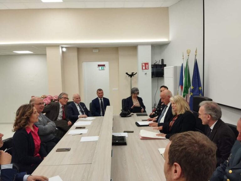 Furti, il Comitato a Cervinara. I sindaci: “Segnale di vicinanza dello Stato”