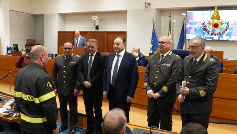 Cerimonia del premio Raffaele Delcogliano presso la sede del Consiglio Regionale della Campania