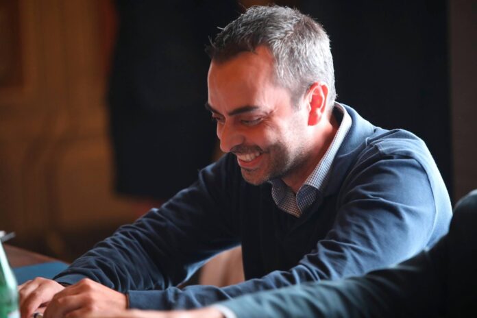 c94a19ff-74a3-470e-87a1-e3996eacb7e2