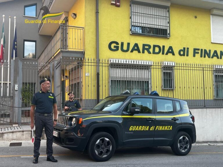 Gdf Avellino: sequestrati artifizi pirici, denunciato un soggetto