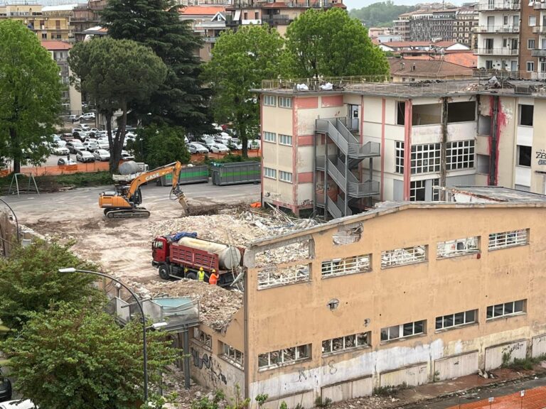 Rinvenuto ordigno della Seconda Guerra Mondiale nel cantiere della “Dante Alighieri”