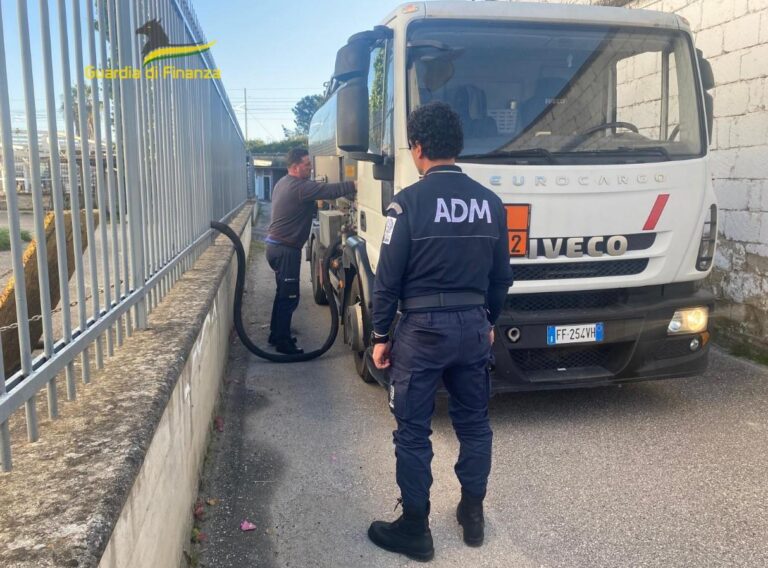 GdF_carburante_sequestrato