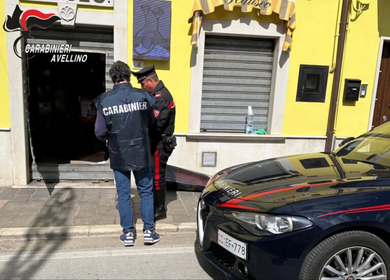 Gioielleria_Scampitella_carabinieri