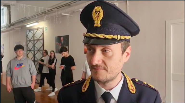 VIDEO/ Telefonini, droghe e pneumatici usurati. La Polstrada intensificherà i controlli