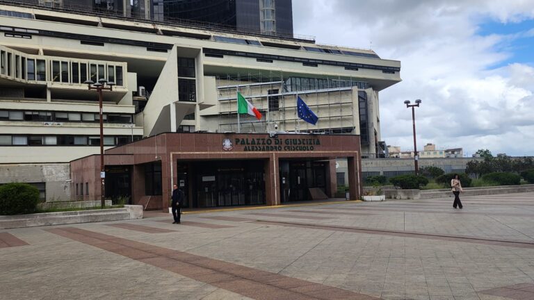 Droga per il clan: prosciolto  dalle accuse De Paola