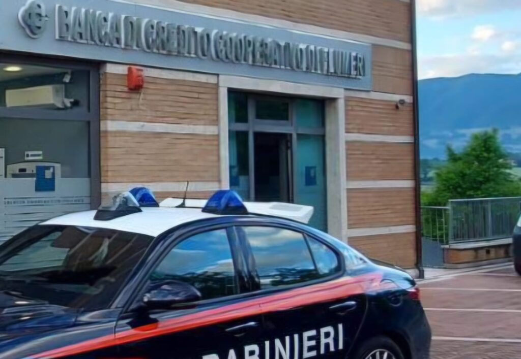 furto_BCC_Lioni