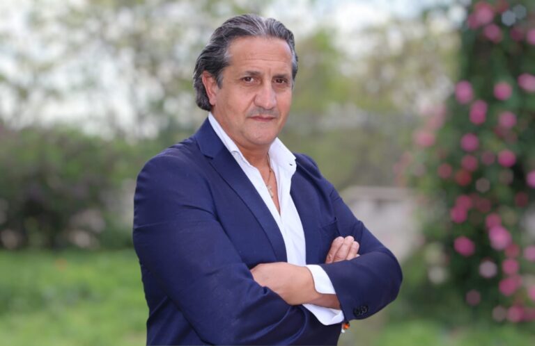 Addeo si dimette e lancia accuse:  non c’e’ agibilità democratica