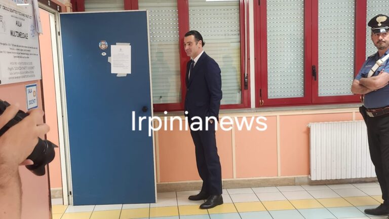 Il sindaco ai domiciliari autorizzato a votare libero e senza scorta