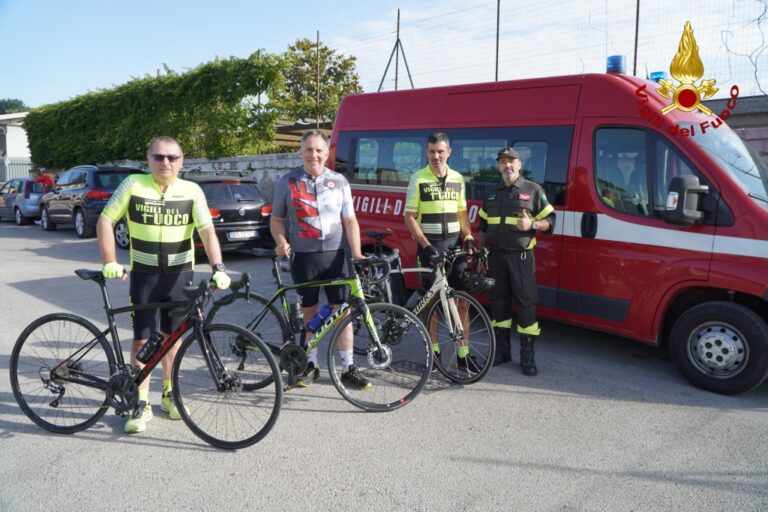 VIDEO/ Quinta edizione del Randonnée terre Irpinie: una ciclopedalata con più di cento amatori