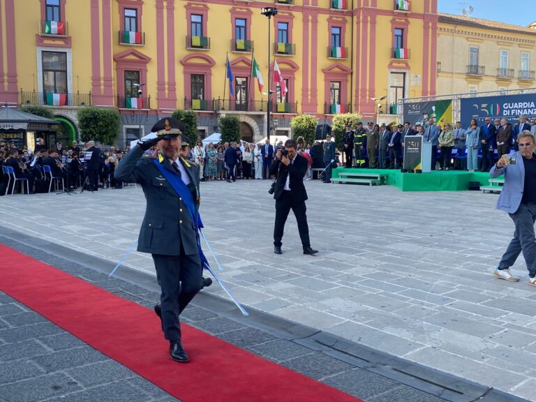 Le Fiamme Gialle scoprono cinquanta  “fantasmi” per il Fisco e 118 lavoratori in nero