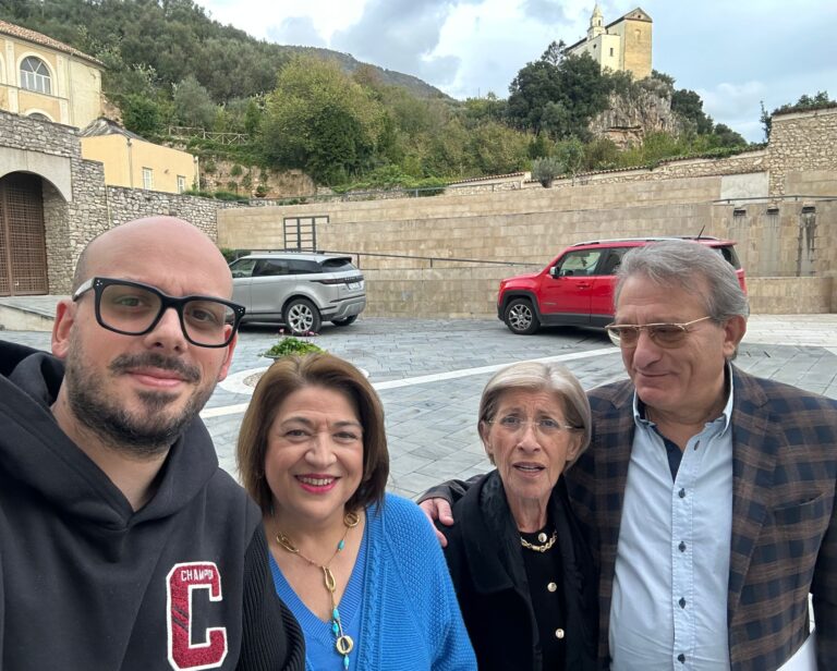 Lauro, la minoranza a Boglione: ci bacchetti in aula, dove resta sempre in silenzio