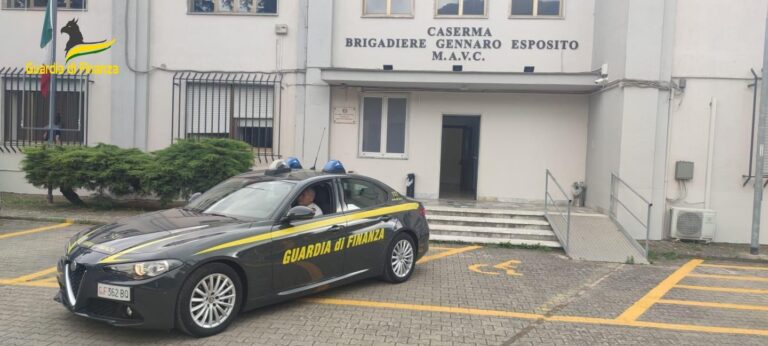 Contrasto allo spaccio, la Finanza sequestra 46 grammi tra hashish e cocaina