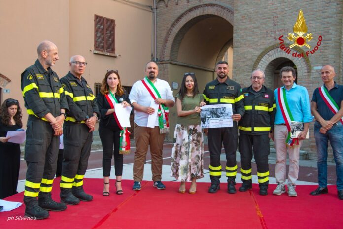 Casalfiumanese_encomio_Vvf