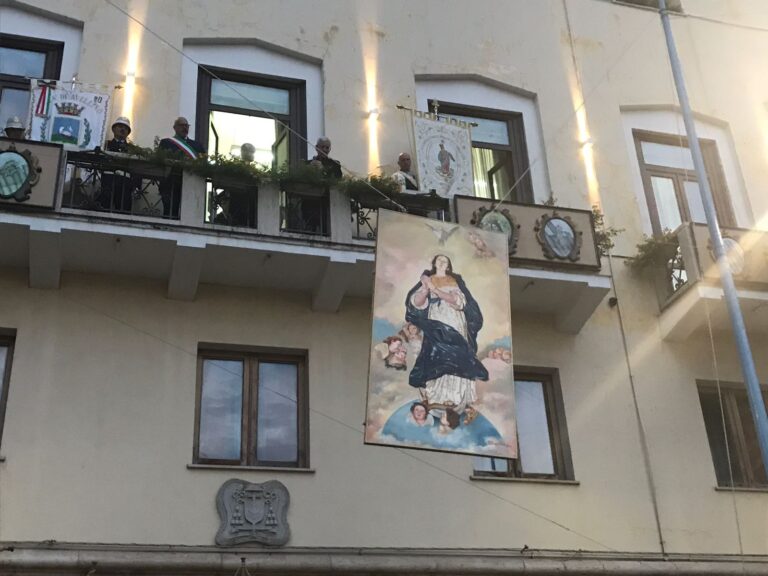 Avellino: corteo e Alzata del Pannetto, una tradizione secolare ad Avellino