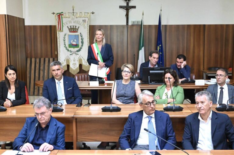 Cambia l’assessore al Bilancio: Calabrese si dimette, arriva Scaletti