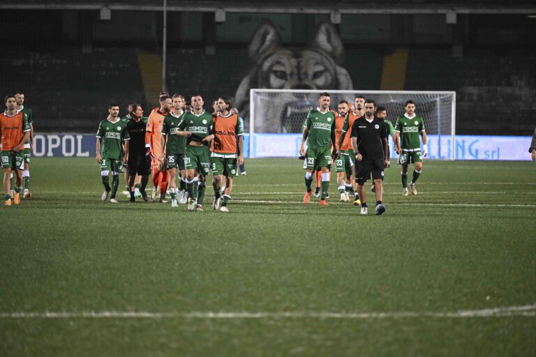 L’Avellino esce tra i fischi, al Partenio-lombardi è 1 a 1 con il Giugliano