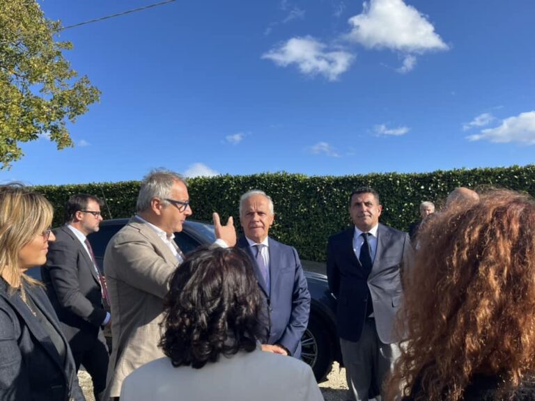 Piantedosi visita Aeclanum e la via Appia