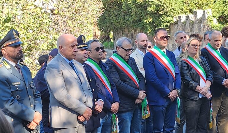 FOTO/ Vallo, il messaggio del questore Picone  a giovani e sindaci: scegliete da che parte stare