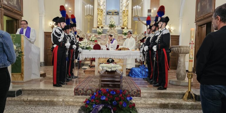 Aiello del Sabato, addio all’Appuntato Scelto Q.S. dei Carabinieri Emilio Dattolo