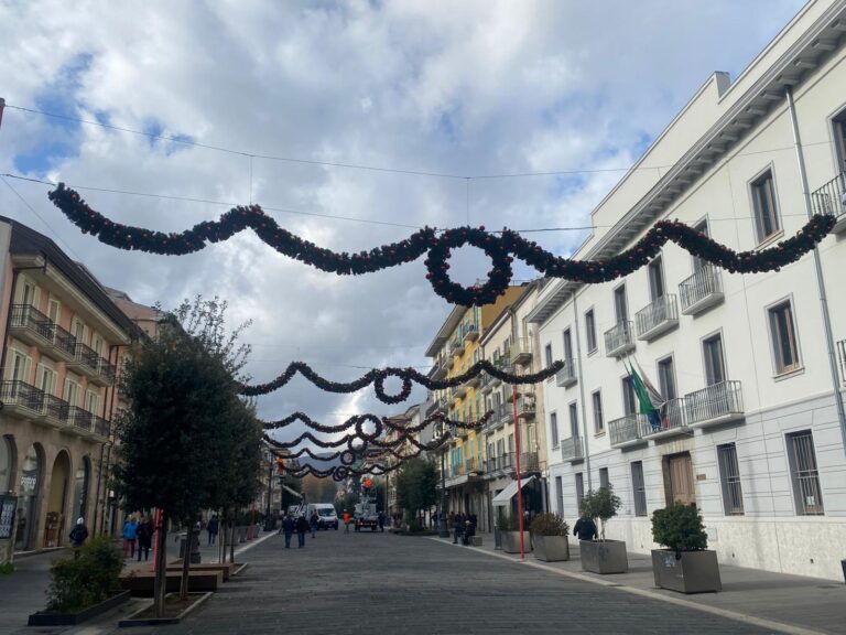 Avellino Christmas Village e Mercatini  Un mese di eventi organizzati in citta’