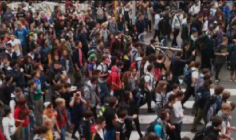 Venerdì 15 Novembre: Studenti di Avellino in Piazza per Scuole Sicure ed Eco-Sostenibili
