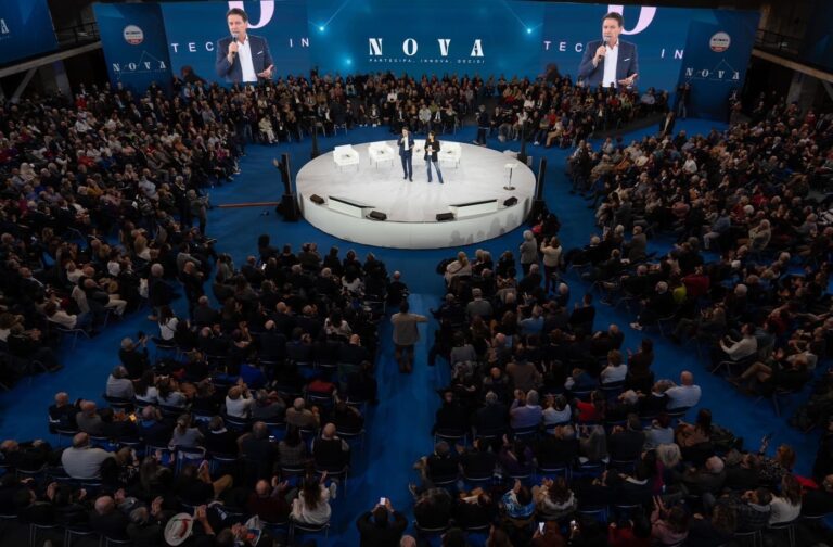 M5S, Assemblea Costituente: addio a Beppe Grillo e abolizione del limite dei due mandati