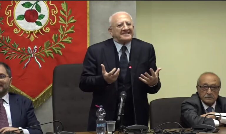 La lezione americana, Craxi, i giustizialisti De Luca dai Socialisti: riformismo non salotti