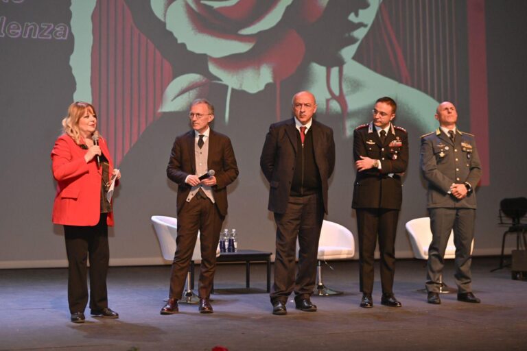 Da Antonella Russo alla donna salvata da Biancolino: 25 novembre, viaggio attraverso la cronaca