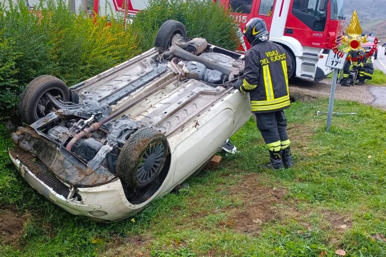 Non solo maltempo, caschi rossi intervenuti anche per un brutto incidente