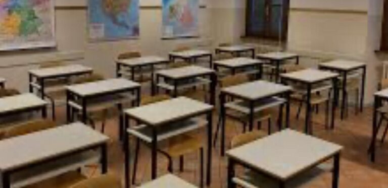 Crans-Montana, un minuto di silenzio nelle scuole: l’Irpinia si unisce al dolore