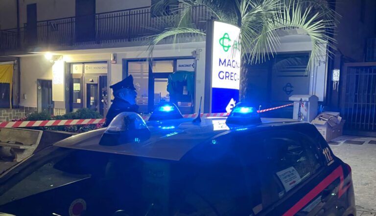 Calabritto: Assalto notturno al bancomat della BCC