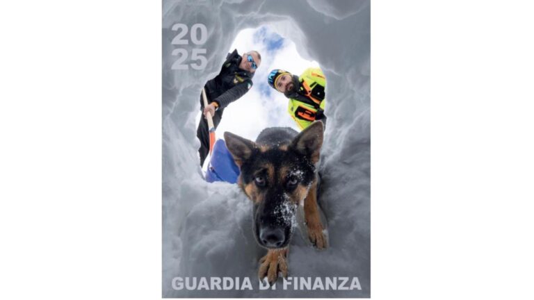 La Guardia di Finanza presenta il calendario storico edizione 2025