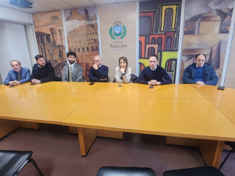 I gruppi di minoranza a Nargi: faccia chiarezza e si dimetta