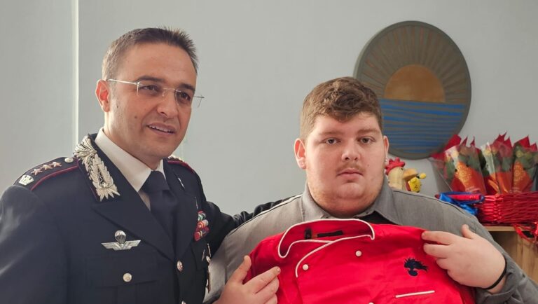 Il regalo dei Carabinieri a Marco per realizzare il suo sogno da chef