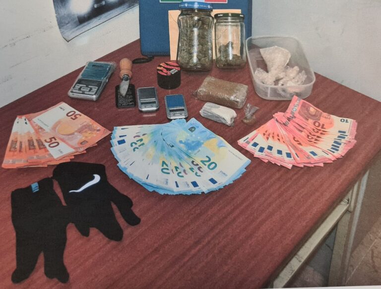 Polizia: arrestato 19enne in possesso di sostanze stupefacenti