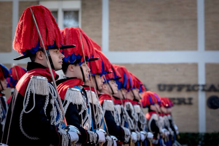 Concorso per 65 allievi ufficiali dei Carabinieri: via alle procedure
